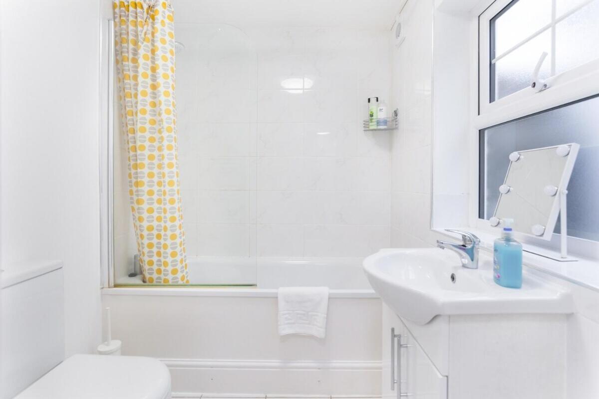 City Center Camden Market Budget Apartment And Rooms London Eksteriør billede
